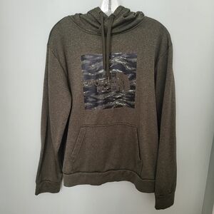 North Face Men Medium Camo Green Graphic Pullover Pockets Hoodie